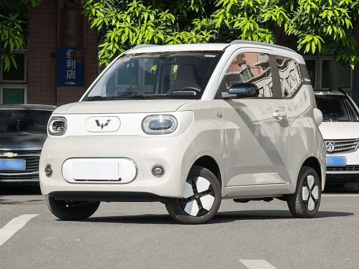 Wuling Macaron